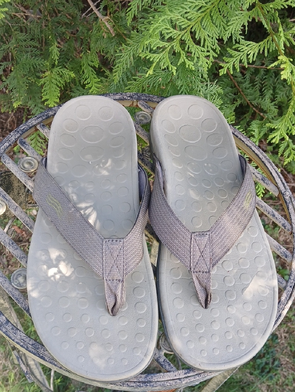 ORTHAHEEL VIONIC WAVE Flip Flop Sandals Shoe Size Mens 9 Womens 10 Beige Nylon
